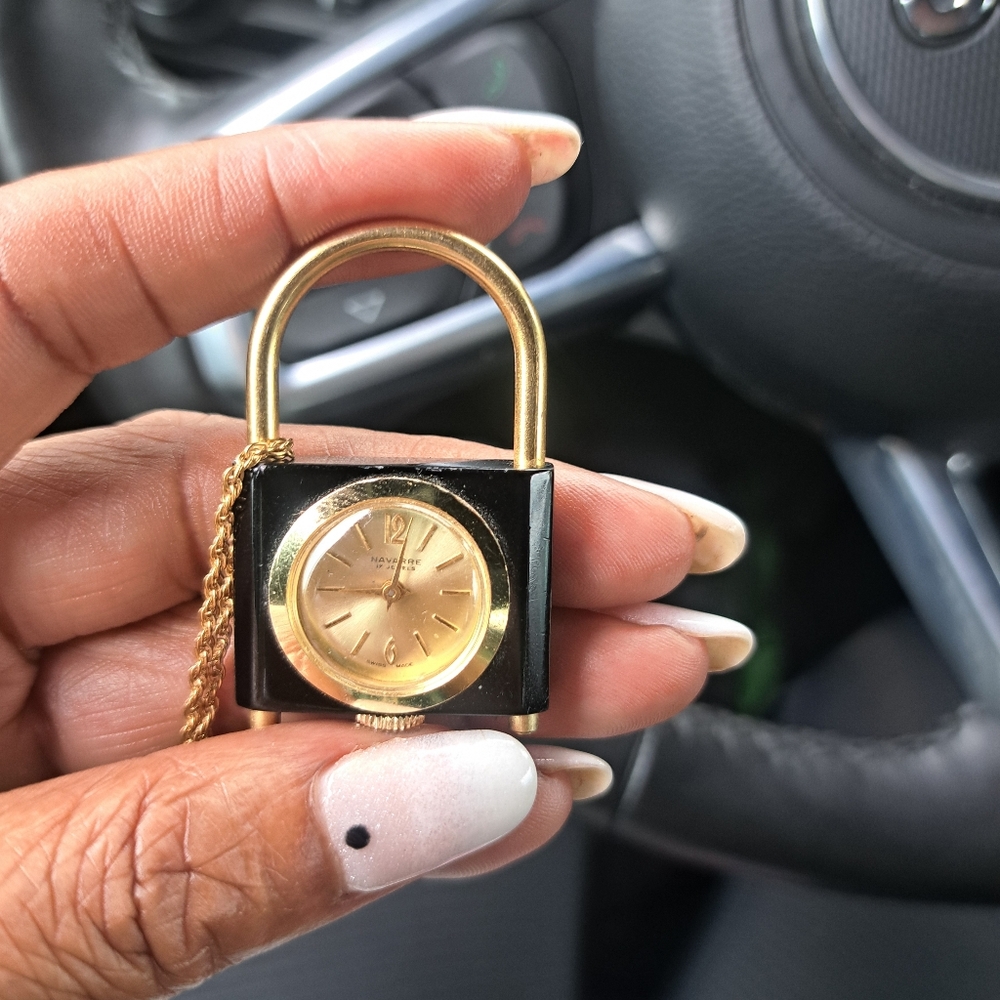 Vintage Gold Toned Navarre Lock Small Mechanical Pocket Watch